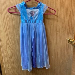 Disney Frozen 2 Elsa nightgown